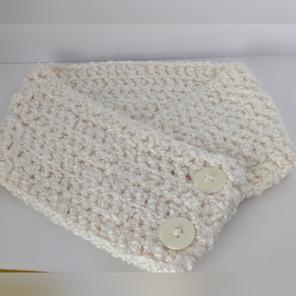 Cozy Cream Knit Cowl Scarf